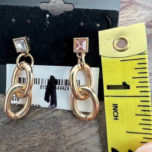 New Gold Tone Dangle Drop Pink and Clear Crystal Earrings - Picture 3 of 4